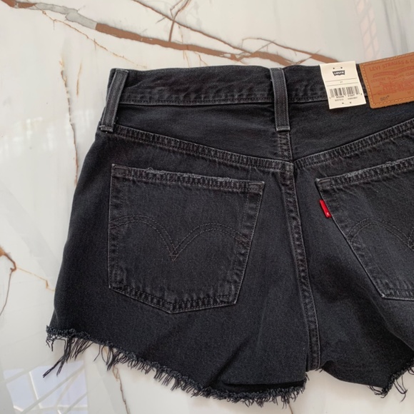 Levi's 501 Shorts Jeans Women's 26 High Rise Black Casual Pants Denim Ripped NEW - Picture 8 of 11